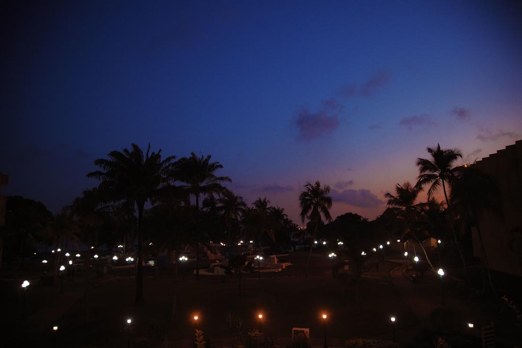Heden Golf Hotel อาบีจาน ภายนอก รูปภาพ