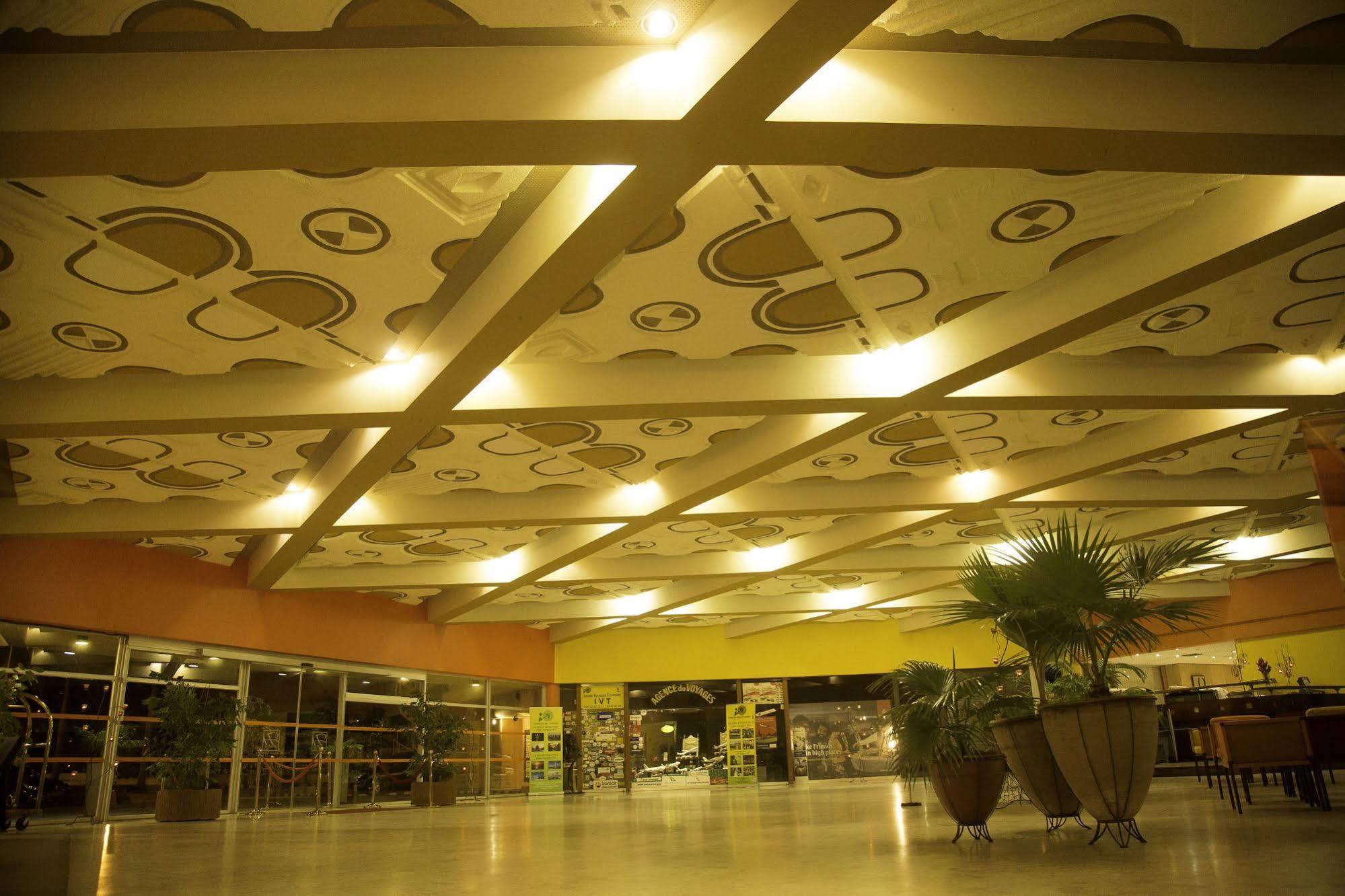 Heden Golf Hotel อาบีจาน ภายนอก รูปภาพ