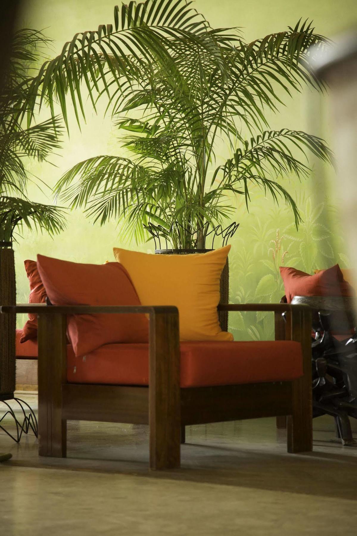 Heden Golf Hotel อาบีจาน ภายนอก รูปภาพ